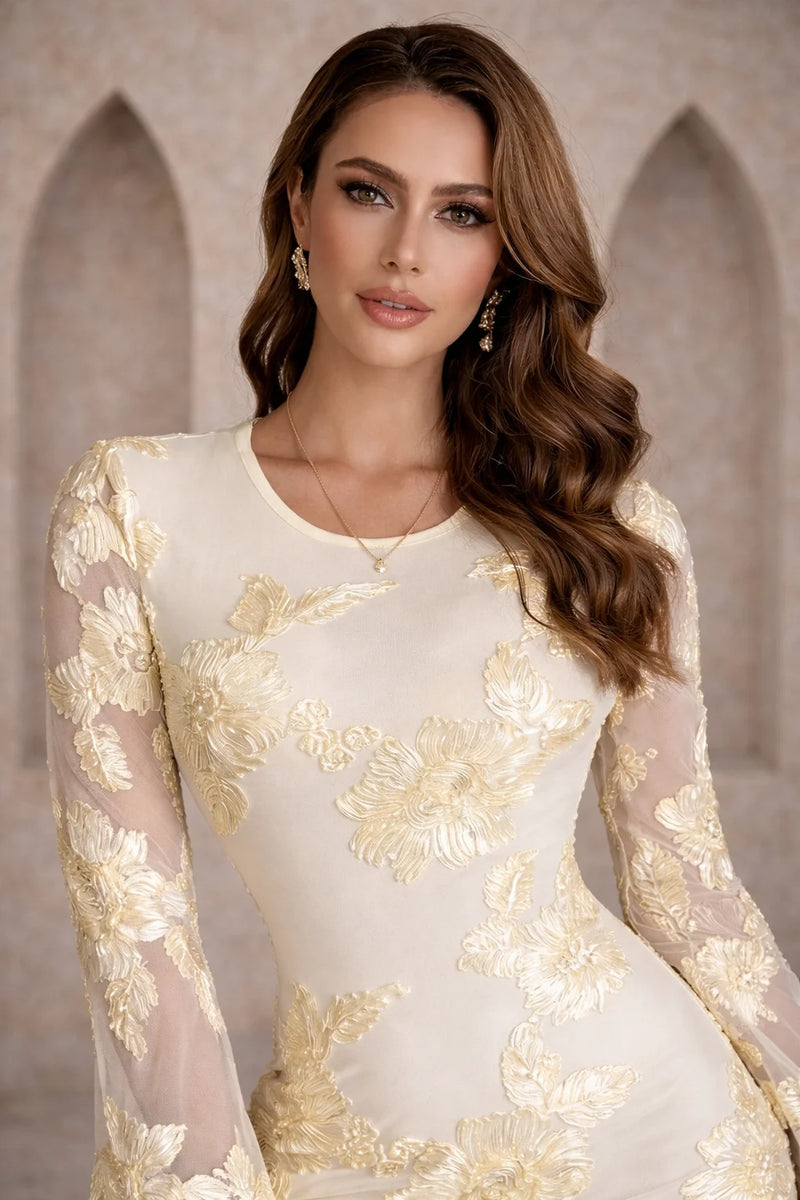 Robe courte mariage civil fleurie